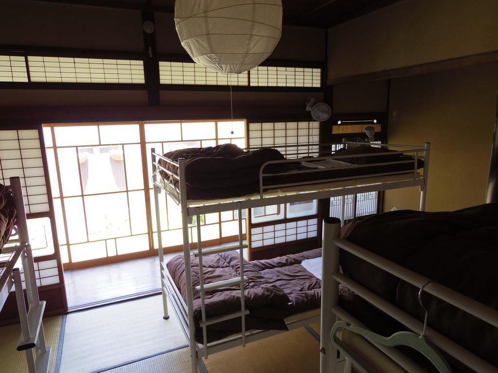 Kominka Guesthouse Hagi Akatsukiya Habitación foto