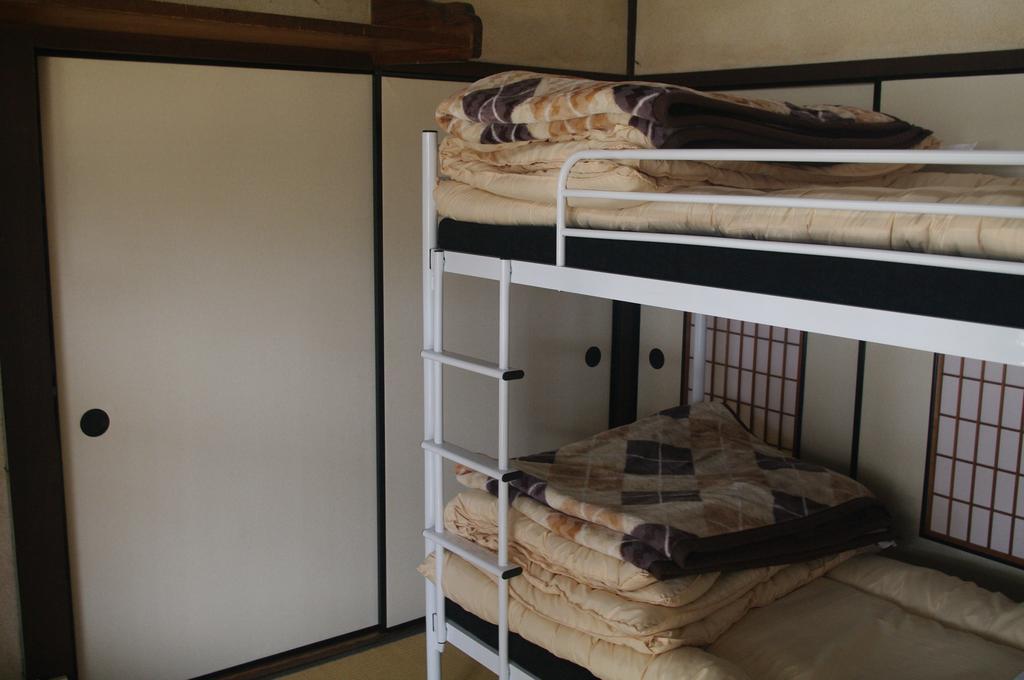 Kominka Guesthouse Hagi Akatsukiya Habitación foto